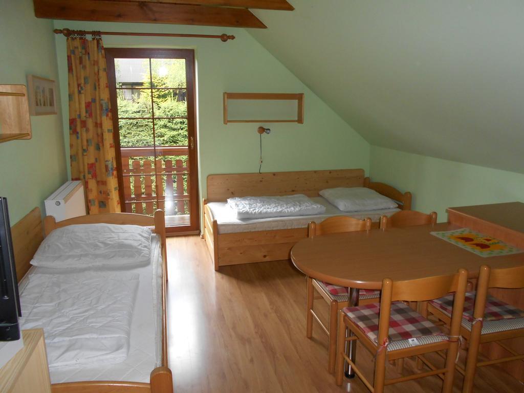 Apartmany Base Camp Železná Ruda Exteriér fotografie